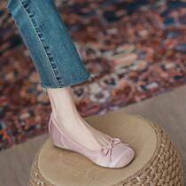 Inner heightening ballet shoes 2024 new spring and autumn square toe retro shallow mouth one-leg soft-soled Mary Jane shoes for women