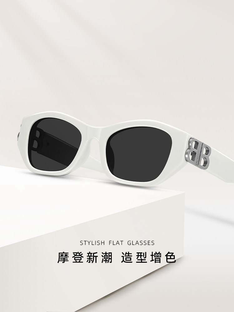 2025 New Double-B European and American Style Cat-Eye Sunglasses Trendy Street Style High-End Black Sunglasses for Women ins