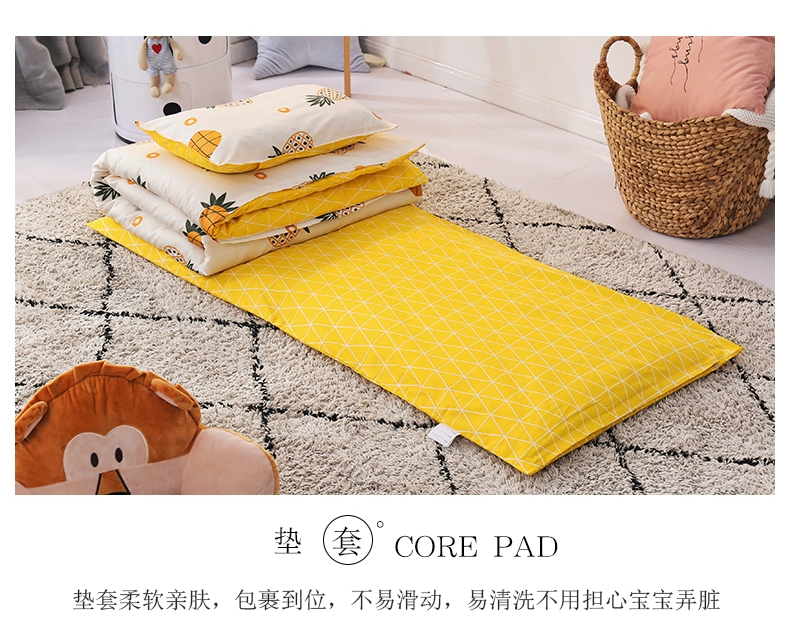 Chăn bông cotton ba mảnh cotton trẻ em chăn che lõi bé ngủ trưa chăn ga - Bộ đồ giường trẻ em