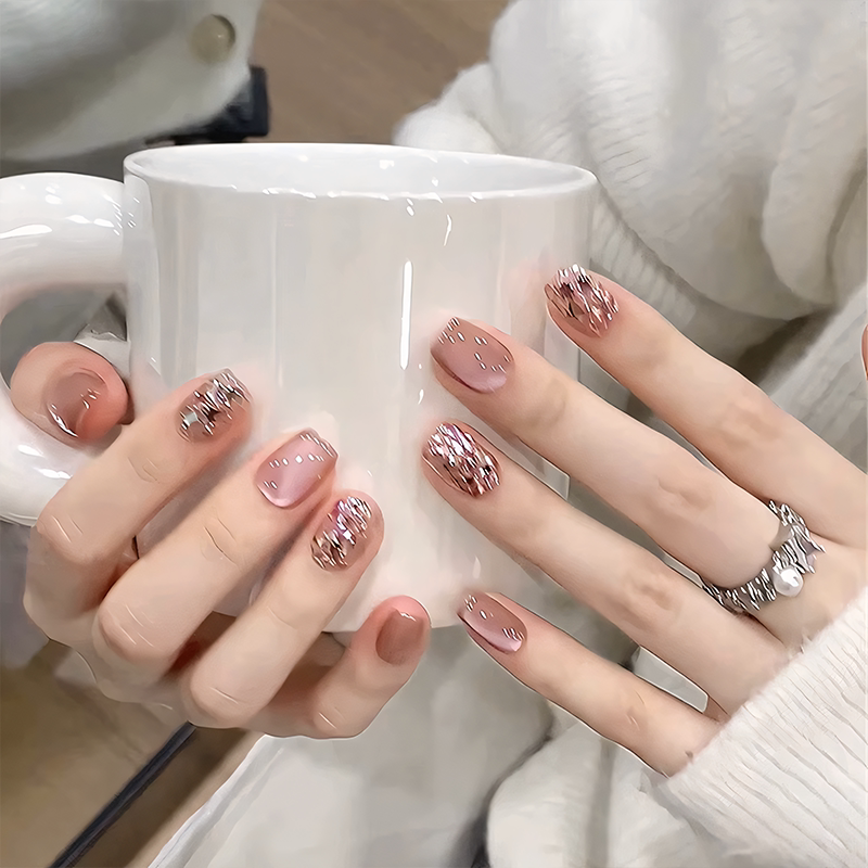 Ks Handmade Short Press-On Nails 2026 New Year Style Exquisite High-End Cat Eye Finished Product Daily Commute Nail Patches