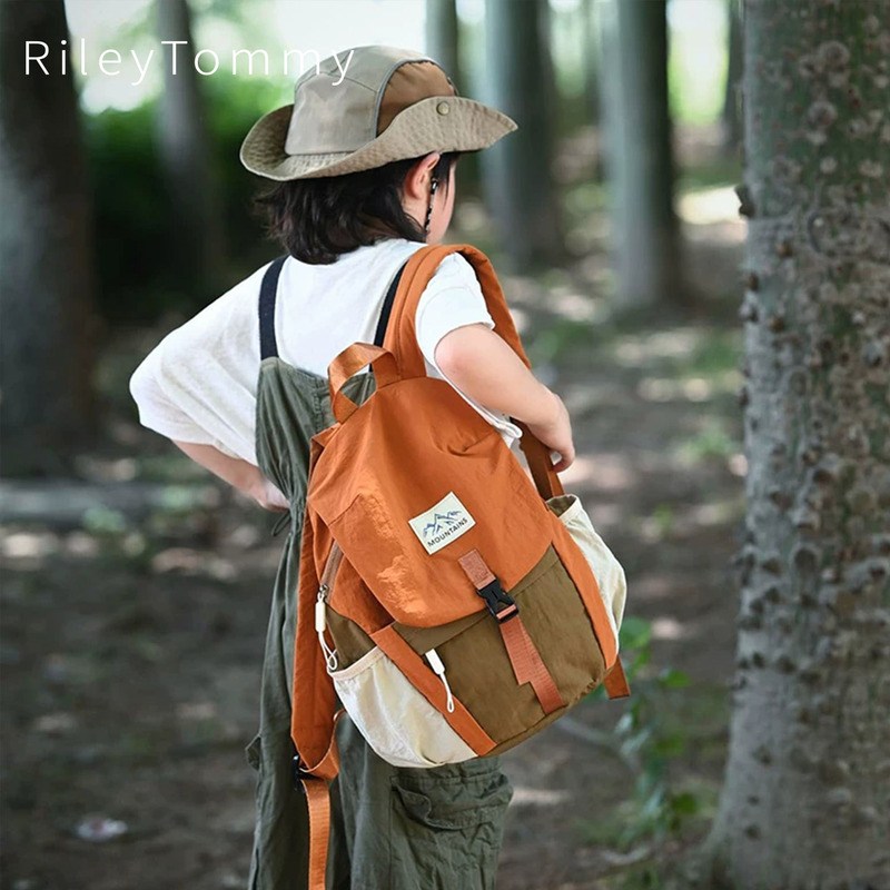 British Riley Tommy Kidsren's Ultra-Light Backpack, Trendy and Cool Mountain-Style Backpack, Small School Bag for Outdoor Study and Travel British Riley Tommy Kidsren's Ultra-Light Backpack, Trendy and Cool Mountain-Style Backpack, Small School Bag for Outdoor Study and Travel