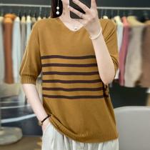 New ready-made spring and summer womens knitted sweaters hollow V-neck half-sleeved T-shirts for inner wear and outer wear casual fashion strips