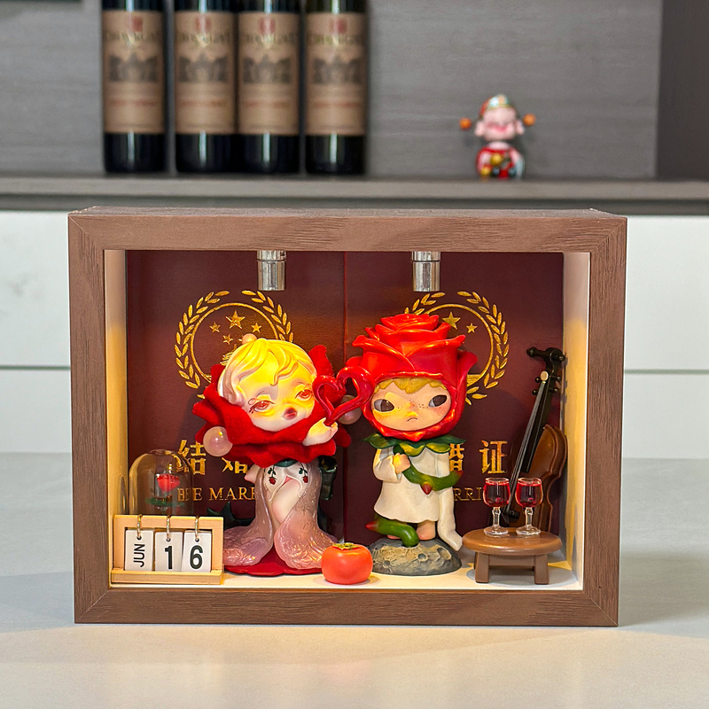Bubble Mart Photo Frame Display Stand Blind Box Figurine Display Box Wedding Scene Decoration Storage High-End Desktop Ornament Creative Bubble Mart Photo Frame Display Stand Blind Box Figurine Display Box Wedding Scene Decoration Storage High-End Desktop Ornament Creative
