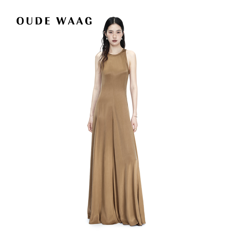 Oude Waag 26 New Autumn and Winter Collection Elegant and Stylish Cupro Silk Bias-Cut Flared Dress