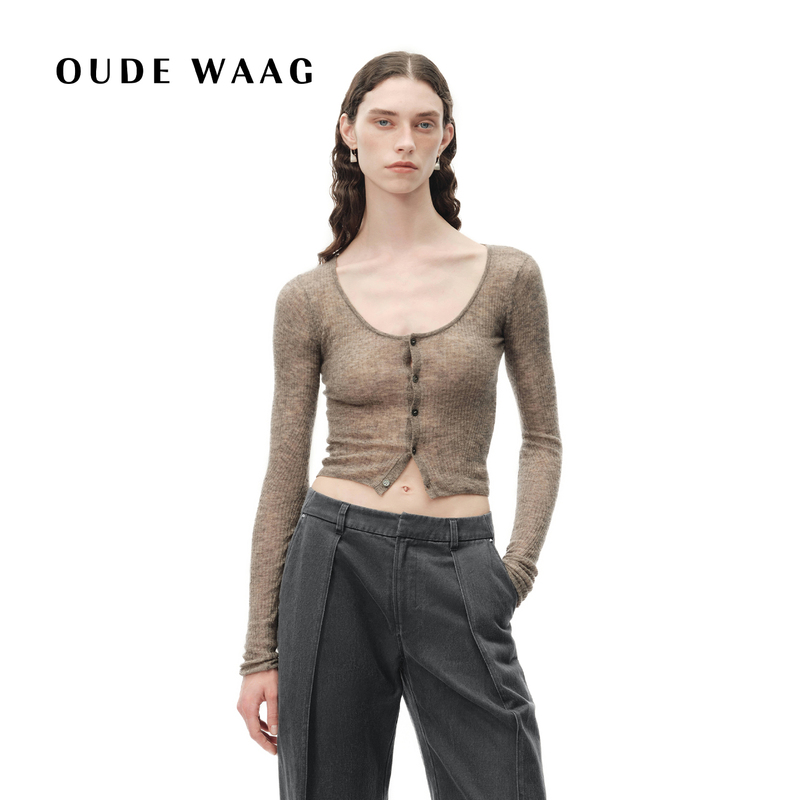 Oude Waag 26 Autumn and Winter New Style Simple, Soft and Lightweight Round Neck Soft Mist Wool Knitted Base Cardigan