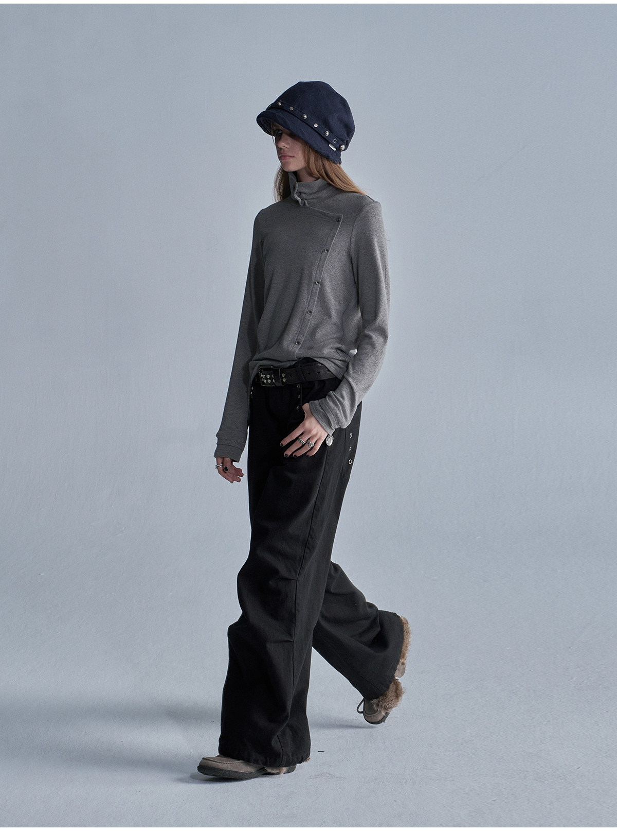 wear And tear High-Neck Button-Trim Long-Sleeve Tee