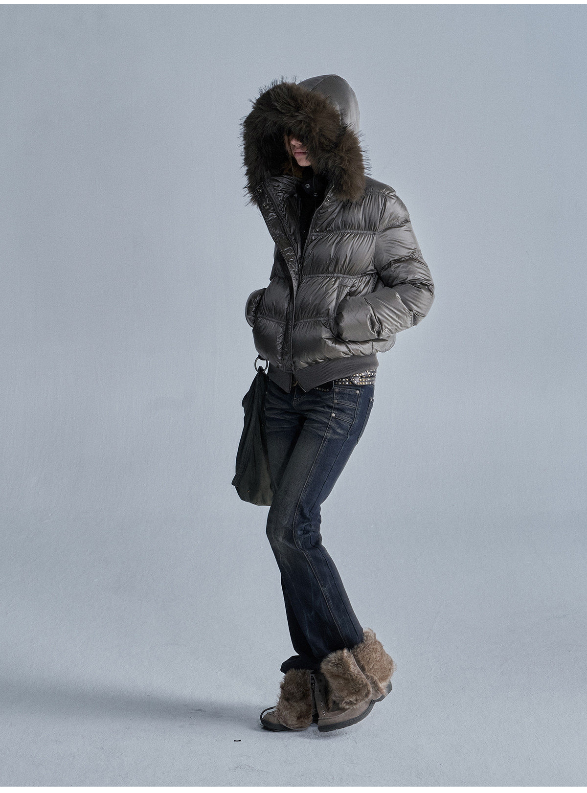 wear And tear 120g Hooded White Duck Down Puffer Jacket