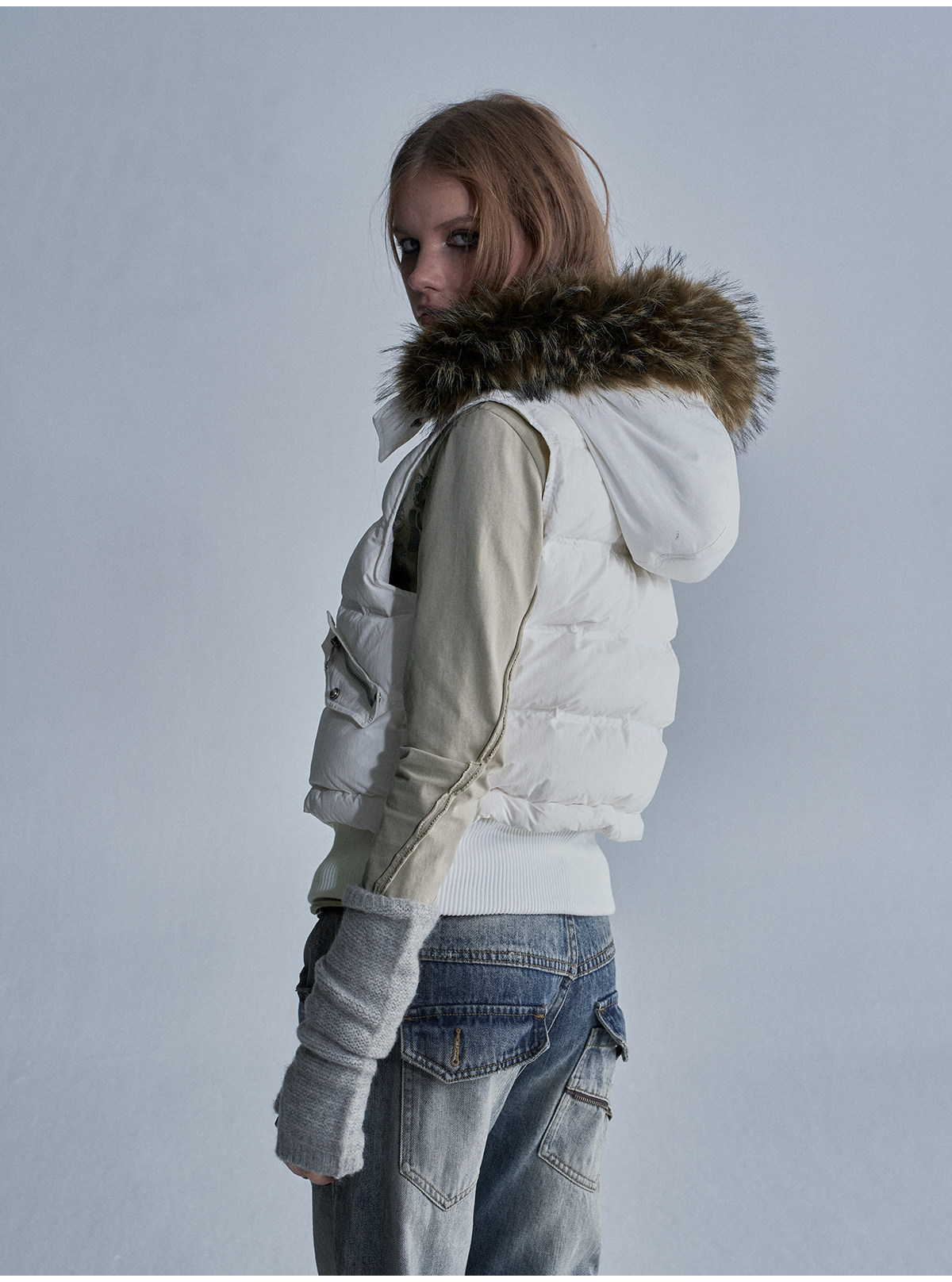 wear And tear 95g Hooded Zip-Up Down Vest