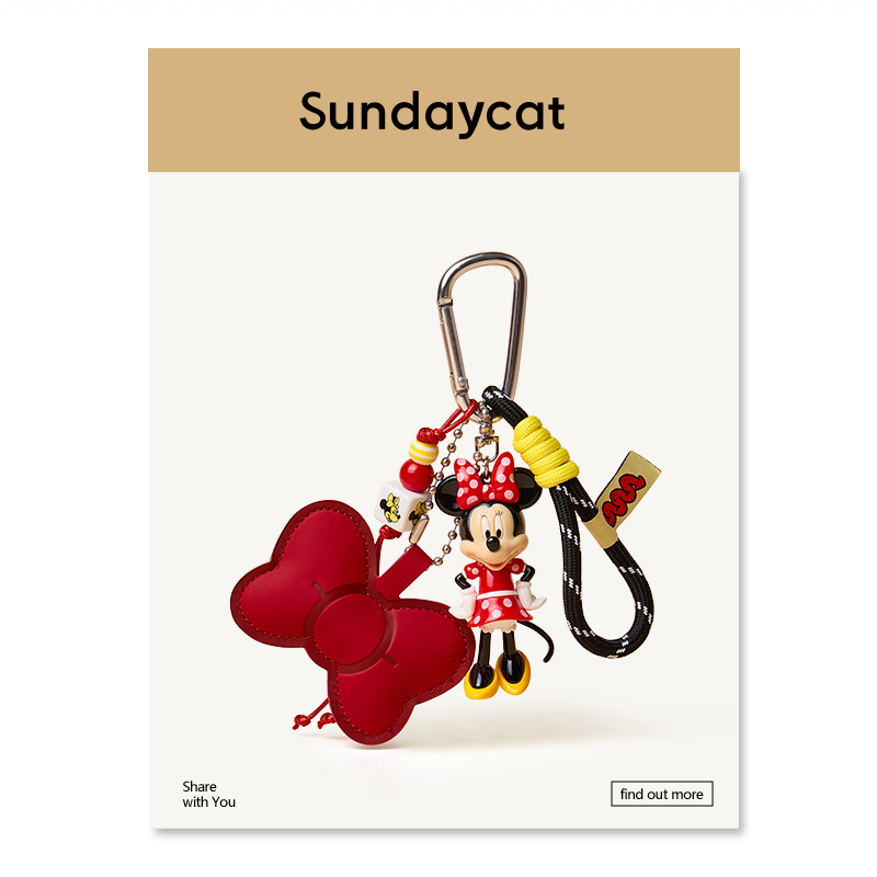 Authentic Disney Collaboration Keychain Pendant, a Particularly Beautiful Birthday Gift for Girls, Niche and High-End for Couples