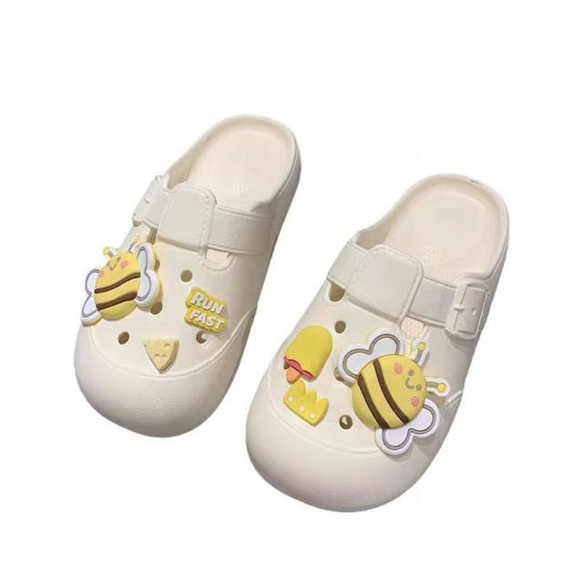 Women's 2026 Summer Clogs, Trendy Non-Slip Outdoor Sandals, Cartoon Style, New Model