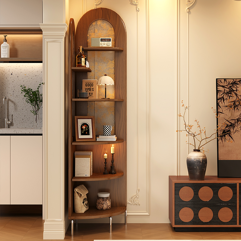 小酒柜变身家居新宠：客厅中的低调奢华角落