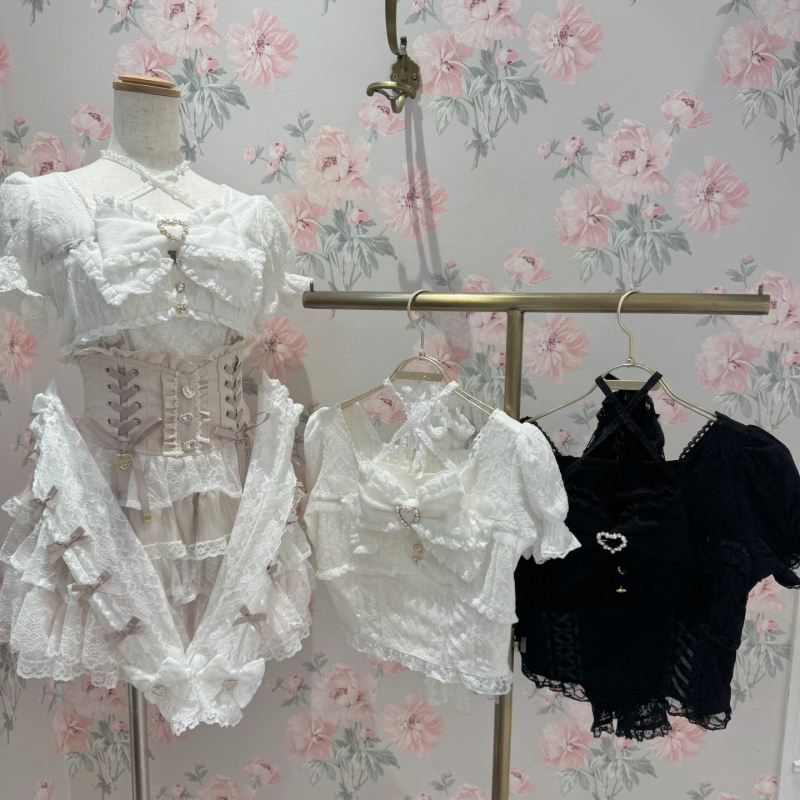 [Domestic Stock] Little Pig Daily Brand Lizlisa Heart Bow Sleeve Top