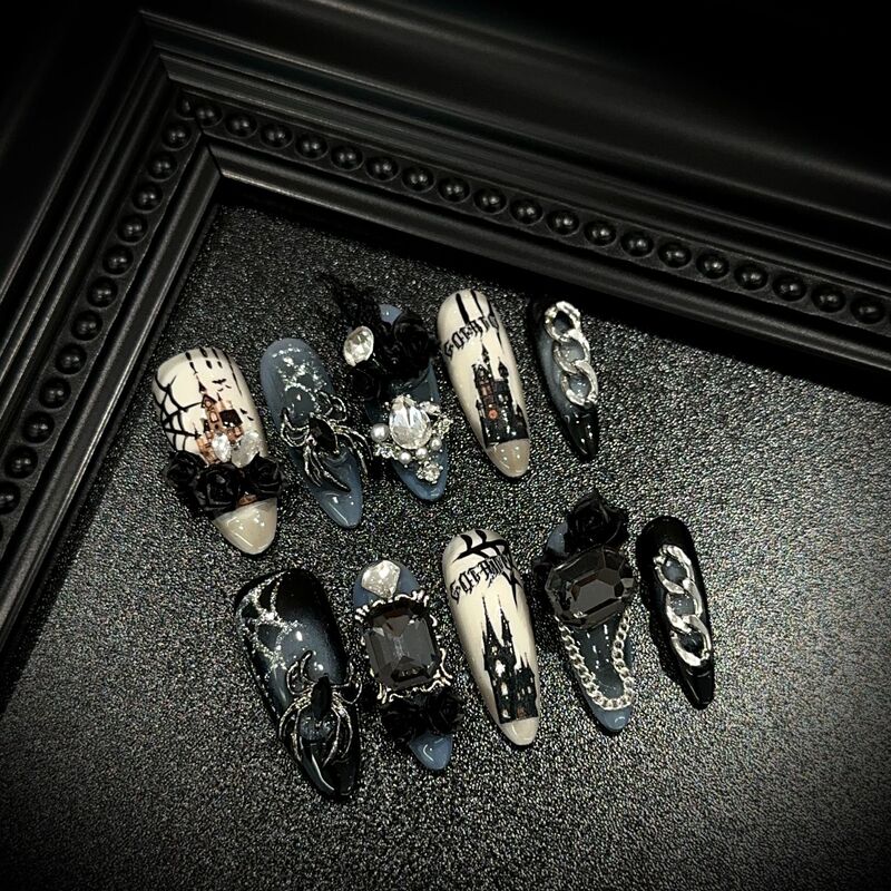 Handmade Halloween Dark Black European and American Gothic Style Spider Bat Dark Heavy-Duty Hot Girl Nail Art
