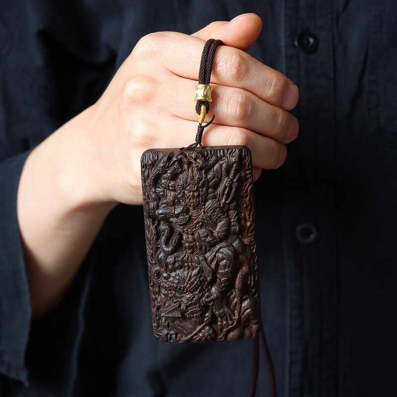 高档沉香木雕刻六臂大黑天黄财神项链吊坠文玩车挂饰品手把件无事