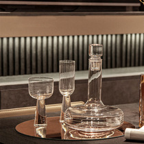 Japanese crystal glass red wine decanter with bottle stopper home set wine cabinet high-end decorative ornaments light luxury