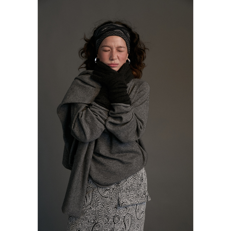 All-In-One Machine 01 Inhug/Cloud Knitting Series Cashmere Knitted Base Top/Same Series Scarf in Two Colors