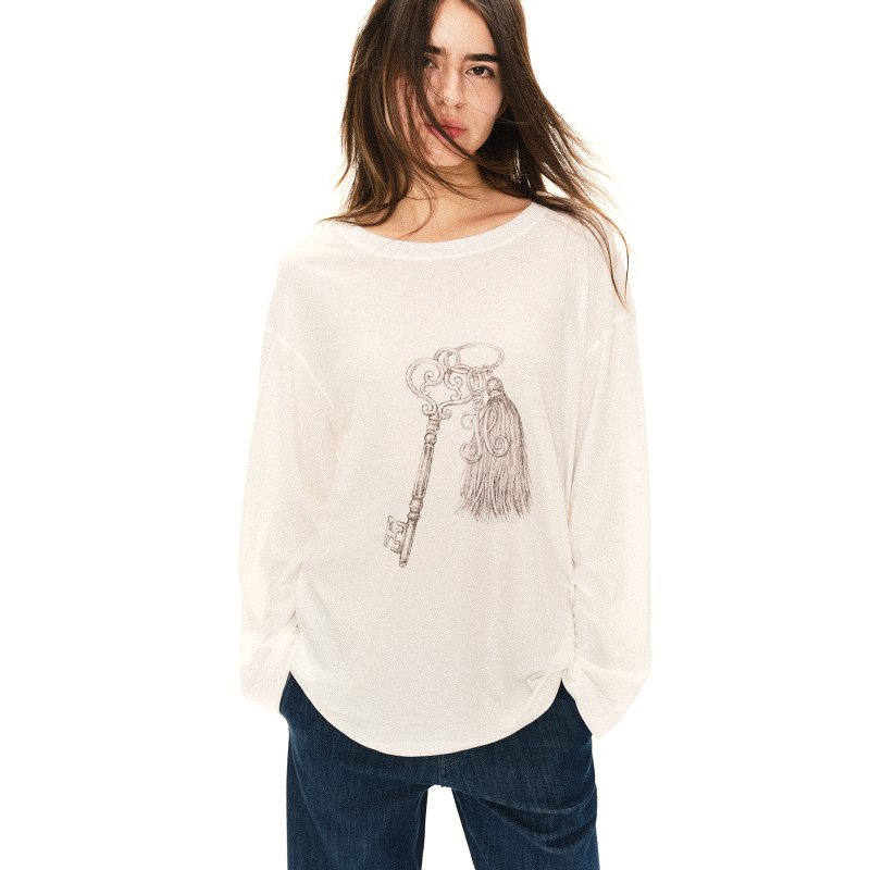 Celebrity Style Inhug/Oil Painting Print Exclusive Vintage Carved Antique Key Print All-Cotton Long-Sleeve Crew Neck T-Shirt Celebrity Style Inhug/Oil Painting Print Exclusive Vintage Carved Antique Key Print All-Cotton Long-Sleeve Crew Neck T-Shirt