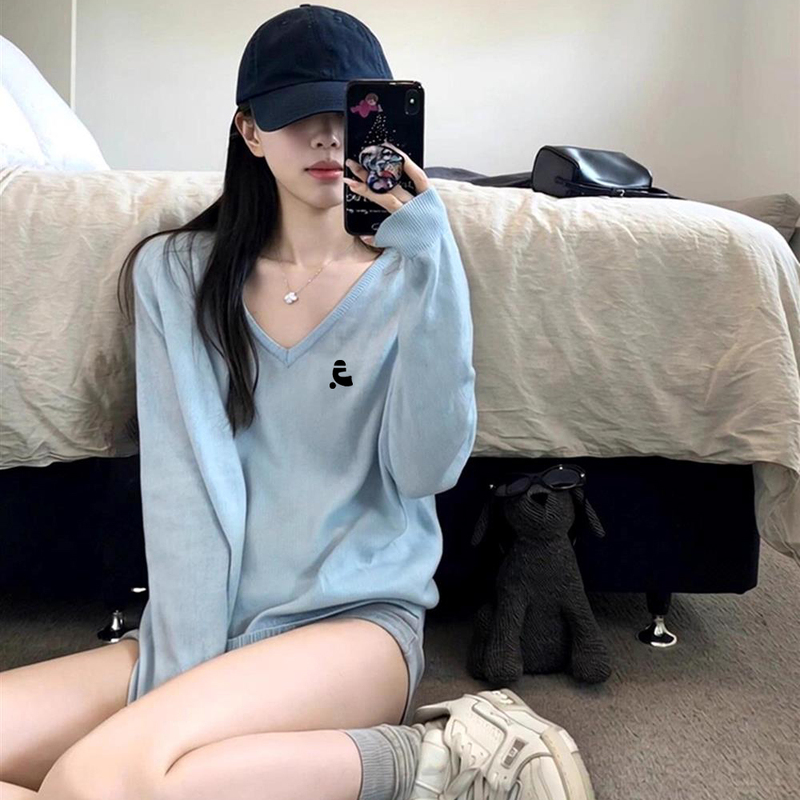 [Rbionrun] Korean R Letter Lazy Style Blue V-Neck Long-Sleeve Knit Sweater for Women, Soft and Loose Pullover Top