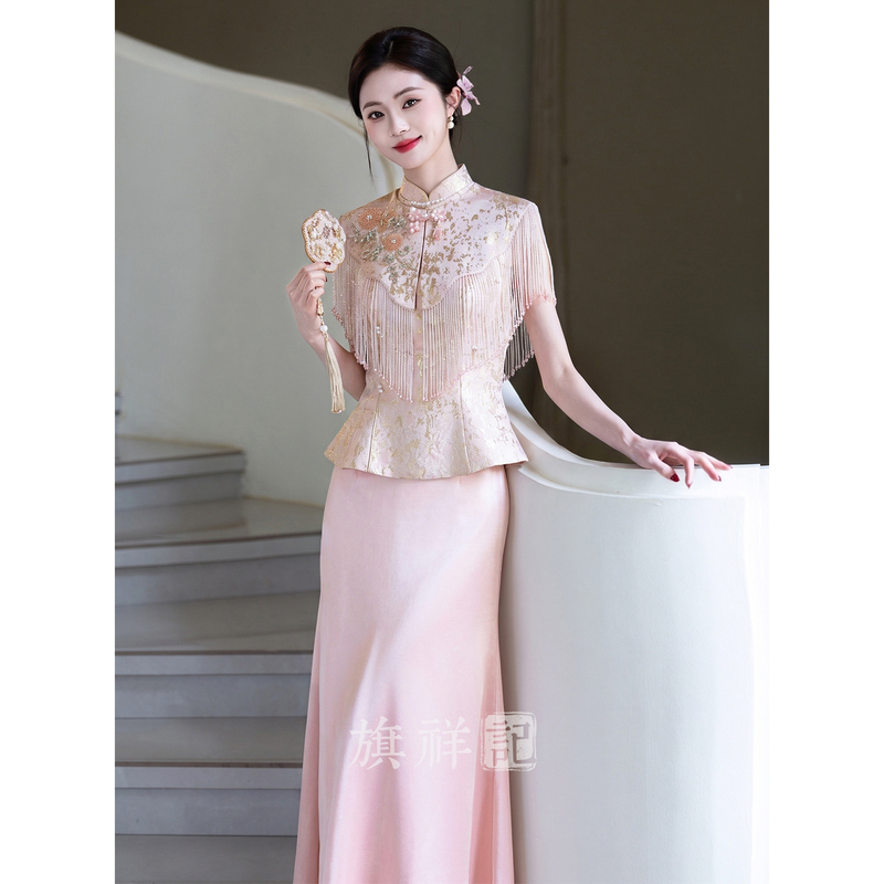 Qixiangji Pink New Chinese Style Cheongsam Women's Wedding Toast Dress Bride High-End Elegant Engagement Dress 2026 New Model Qixiangji Pink New Chinese Style Cheongsam Women's Wedding Toast Dress Bride High-End Elegant Engagement Dress 2026 New Model