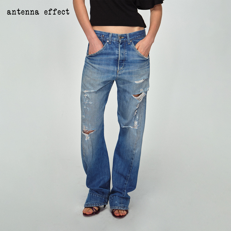 Antenna Effect Low-Rise Vintage Classic Washed Distressed Blue Loose Wide-Leg Ripped Jeans Antenna Effect Low-Rise Vintage Classic Washed Distressed Blue Loose Wide-Leg Ripped Jeans