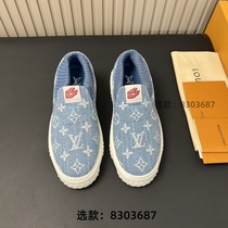 Order (WeChat: 8303687) popular mens beanie shoes fashionable and versatile casual shoes mens classic business leather