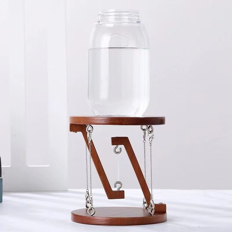 張力一体構造の装飾用フローティングシェルフ、新製品、家具モデルと同じスタイル、オフィス工芸品および装飾品。