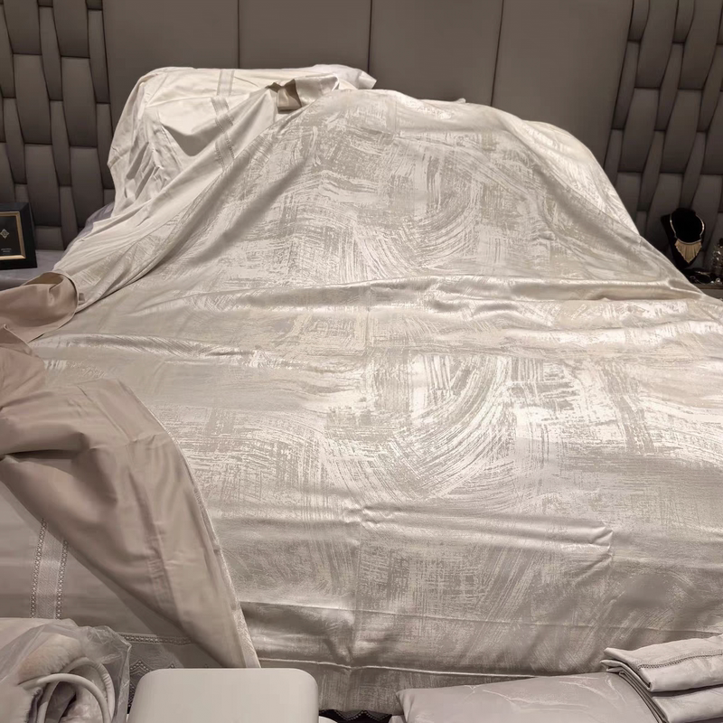 2025 Autumn/Winter Luolai Pure Soft Heart Whisper Ty1582-4 Light Luxury Italian Vintage Style Jacquard Four-Piece Set 2025 Autumn/Winter Luolai Pure Soft Heart Whisper Ty1582-4 Light Luxury Italian Vintage Style Jacquard Four-Piece Set