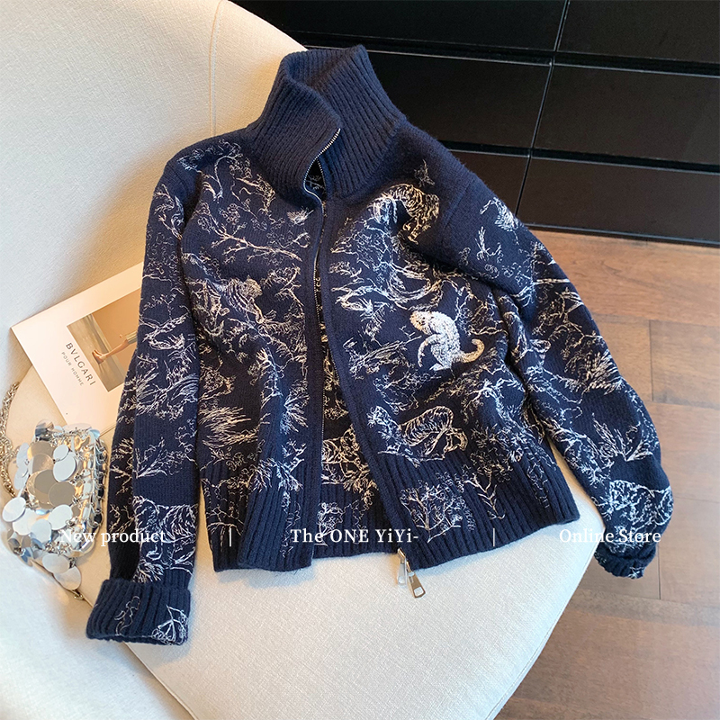 Royal Blue Animal Jungle Embroidery Stand-Up Collar Sweater Jacket for Women 2026 New High-End Elegant Slimming Knit Top