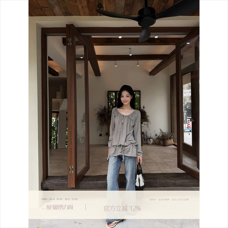 Rosybow Gentle and Relaxed Holiday Long-Sleeved T-Shirt for Women in Autum with Gathered Lace-Up Design, Waist-Cinching and Slimming Top