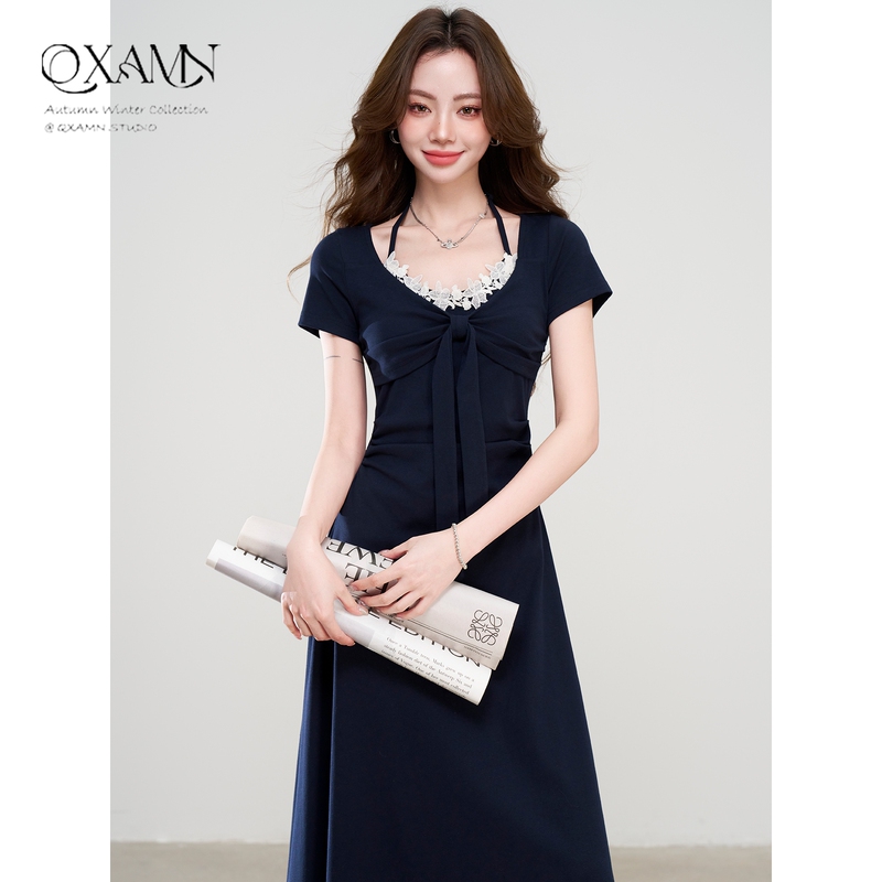 Autumn Lace Patchwork Halter Neck Dress, New Summer Short-Sleeve A-Line Long Dress, Unique and Beautiful Waist-Cinching Dress