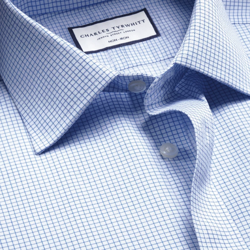 Хлопковая рубашка CHАRLES TYRWHITT цвета индиго синий cornflower blue, приталенный крой, крой по фигуре