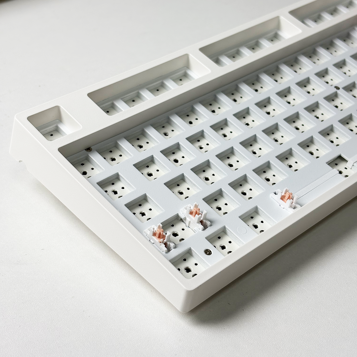 Wuying Yg108 Mechanical Keyboard Kit Rgb Bluetooth Wired 2.4g Wireless Three-Mode Customizable Hot-Swappable Gaming