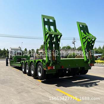 Export pull-out large transport semi-trailer dump semi-trailer flatbed semi-trailer car auction area