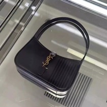 New womens bag solid color single shoulder handheld armpit bag design baguette bag