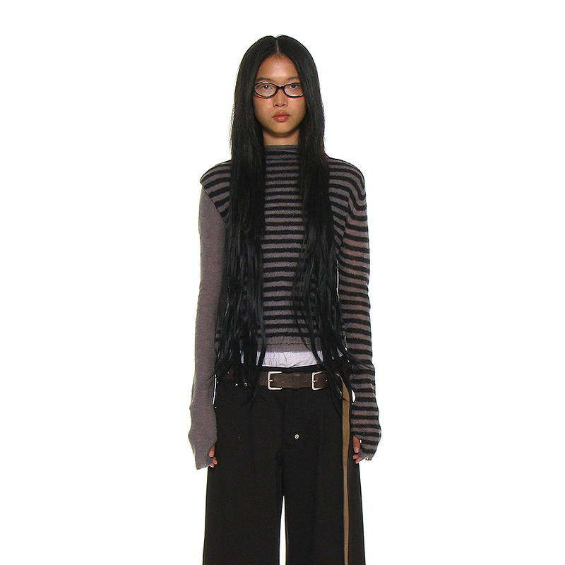 Double-Layered Imitation Turtleneck Striped Knitwear, Korean Authentic Partimento, Contrasting Color Sleeve Style, Half-Short Sweater