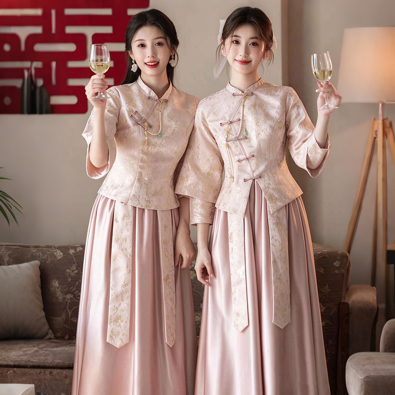 New Chinese-Style Pink Bridesmaid Dress with Stand Collar Set, 2026 New Model, High-End and Stunningly Elegant Long-Sleeve Wedding Gown