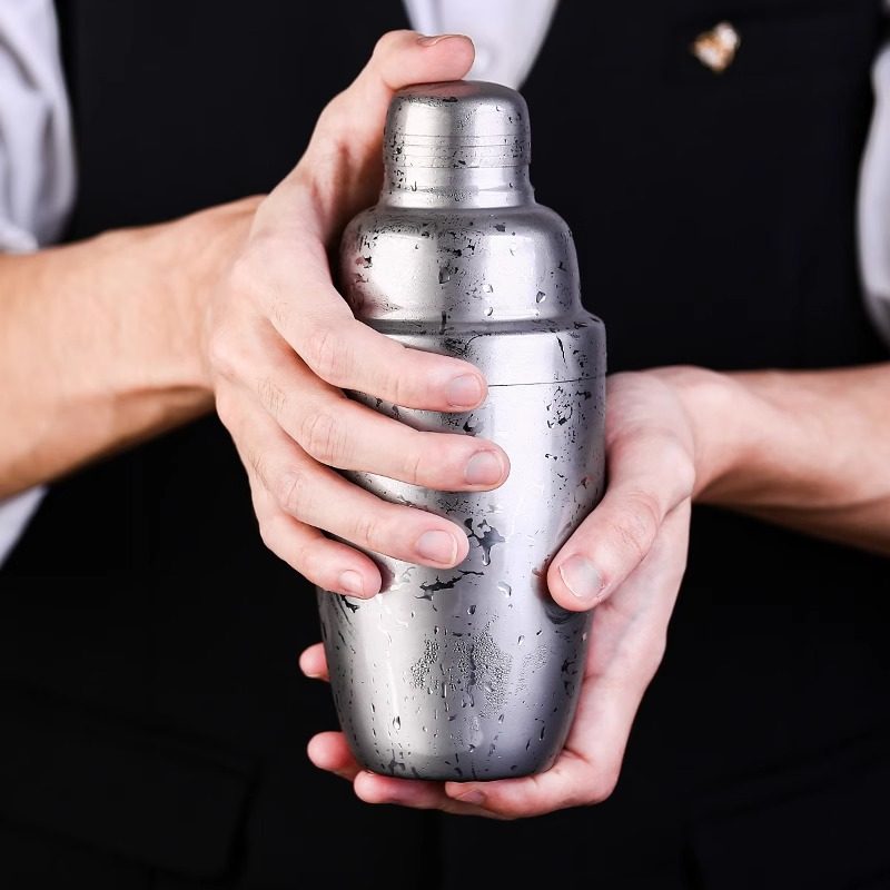 304ステンレススチール製バーシェーカー、バーカクテル用3セクションバーシェーカー、ハンドシェーカー、バーシェーカーツール