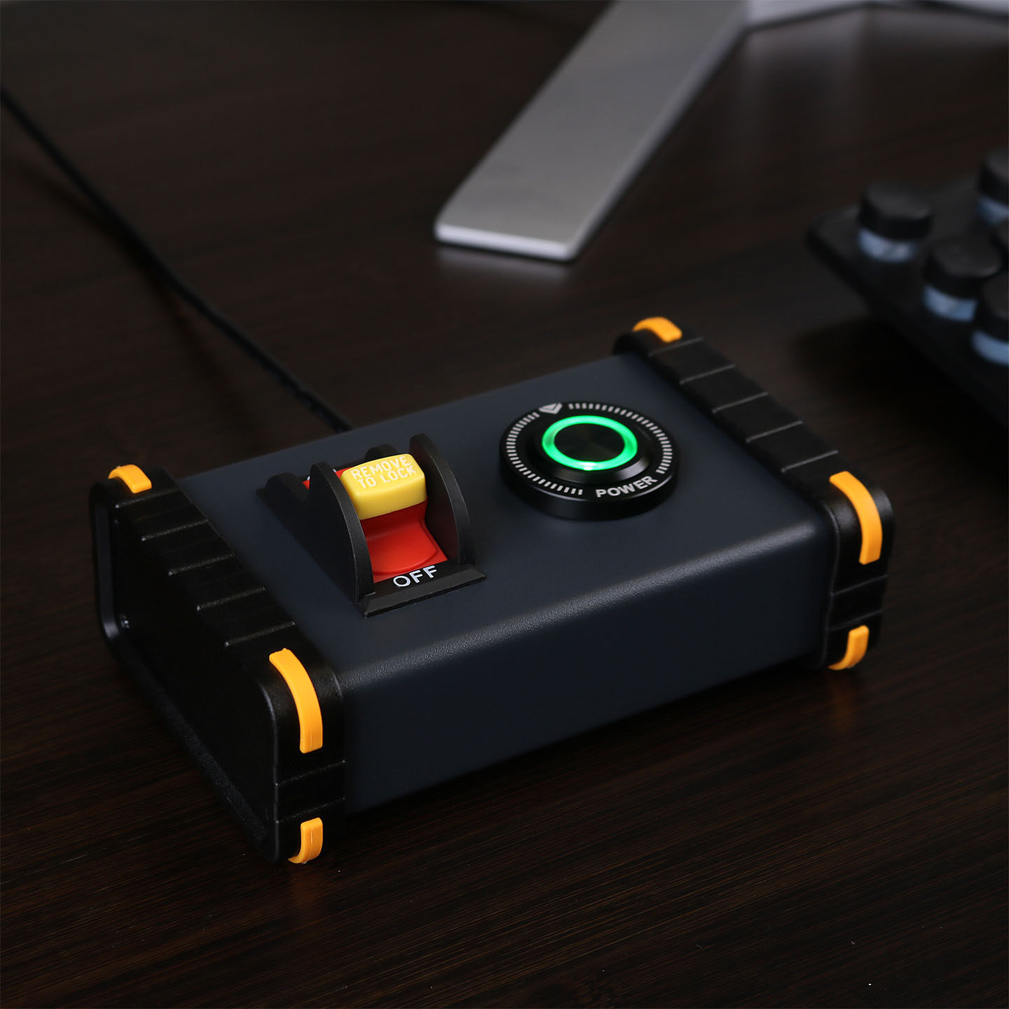 外置机械电源开关：为笔记本电脑打造可靠硬重启方案_笔记本_淘宝数码网, image size:1440x1440