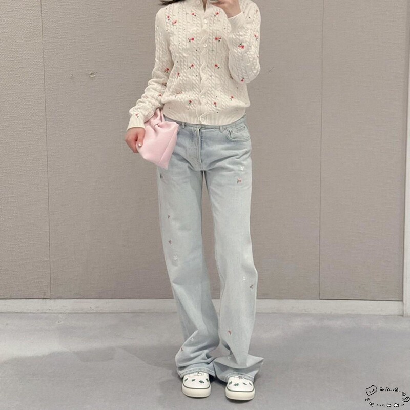 Dior/Dior New Classic Embroidered Floral Pattern Leather Label Washed Denim Jeans for Men and Women Long Pants