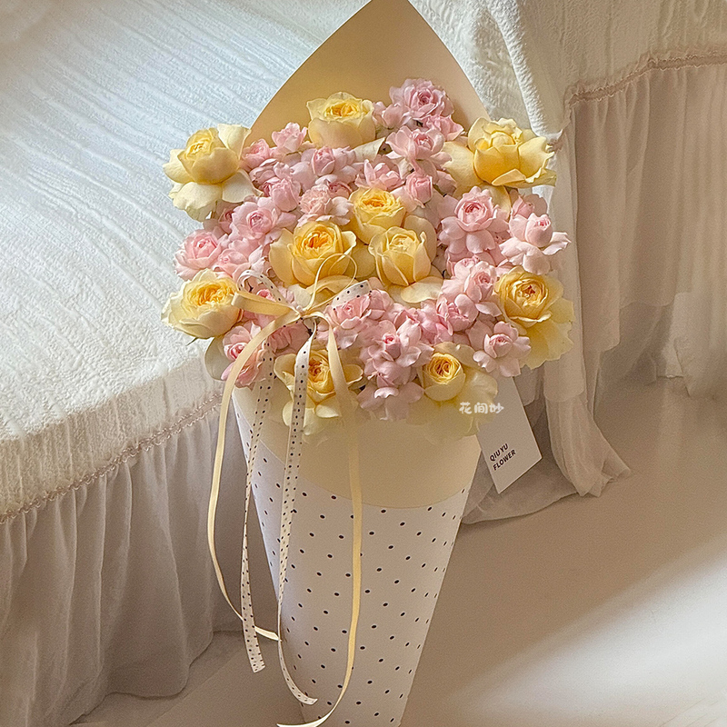 Fairy's Kiss Ice Cream Cone Bouquet Finished Artificial Flowers High-End Romantic Birthday Gift for Girls Fairy's Kiss Ice Cream Cone Bouquet Finished Artificial Flowers High-End Romantic Birthday Gift for Girls