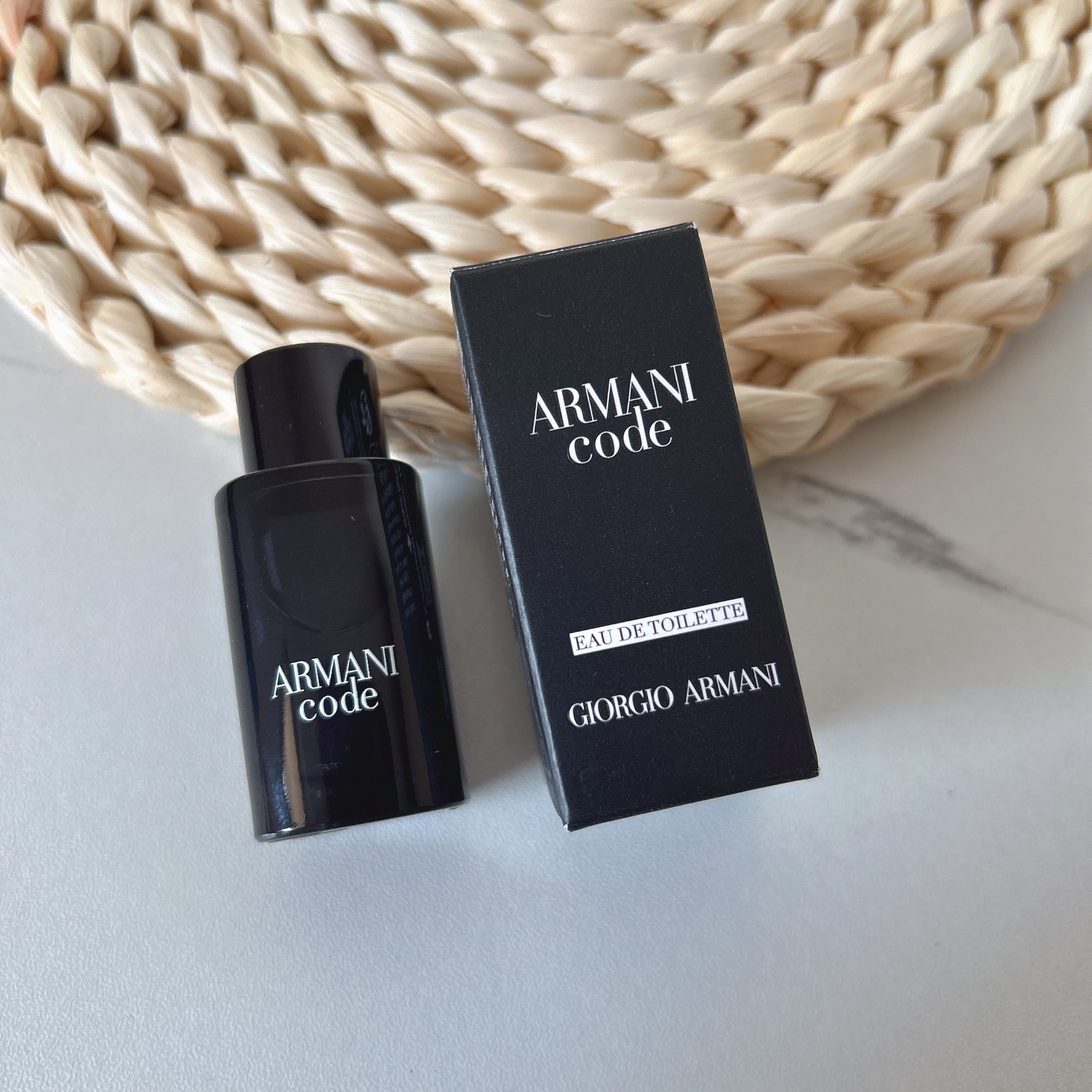 Armani Code黑色印记香水为什么成男士香氛新宠？2025最新解析_香水_