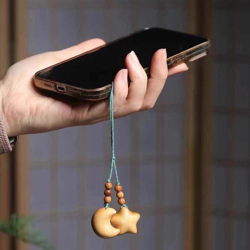 Cliff cypress wood carved moon and star mobile phone chain, Chinese style new Chinese couple bag keychain pendant