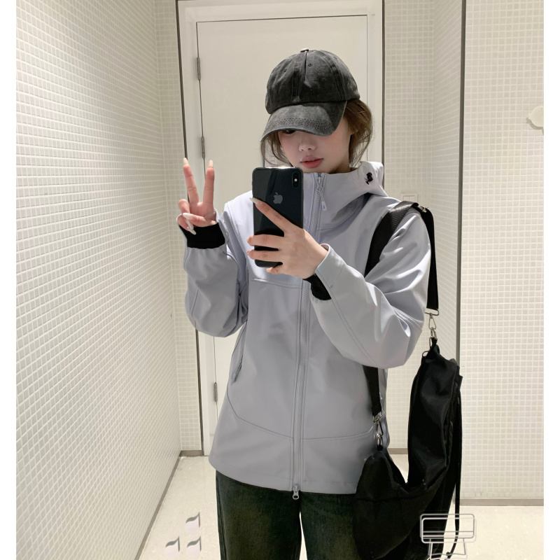 25 Spring Limited Color Series Couple Style Outdoor Windproof and Waterproof Softshell Jacket for Cycling and Mountaineering