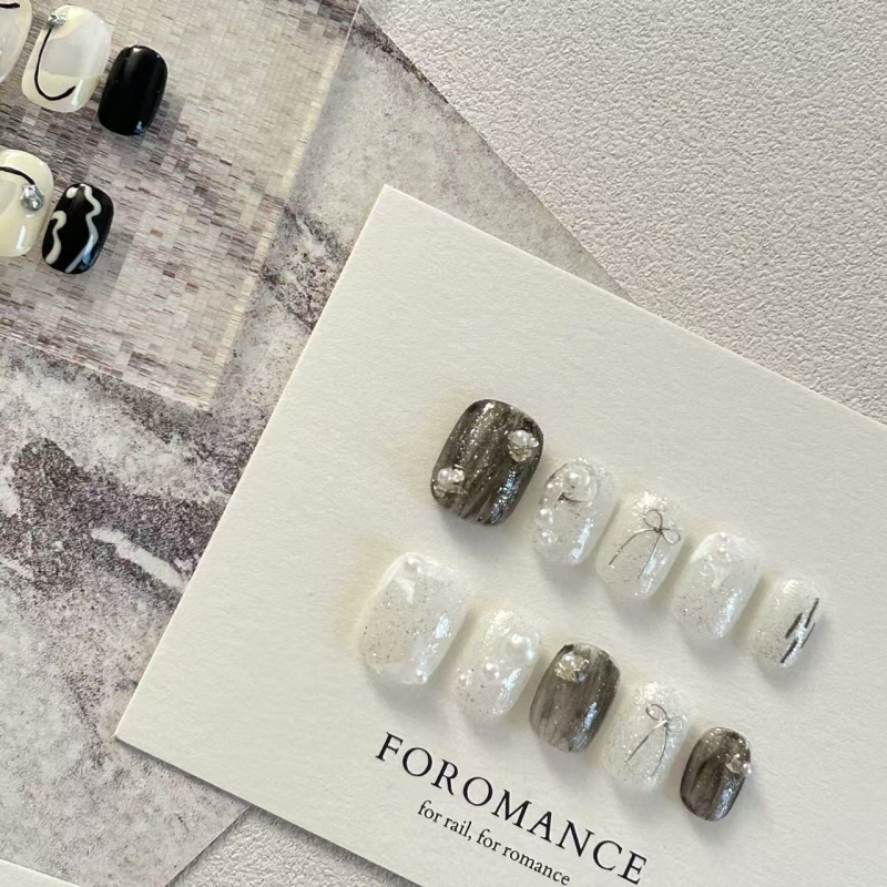 Foromance.【White Lover】White Color, Pure Desire, High-End Feel, Short Nails, Handmade, Wearable Nails