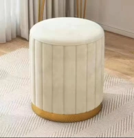 [Ограниченное предложение - 100 штук] Маленькая круглая стойка, не требующая хранения — кремовый/приятный для кожи бархат + высокоэластичная губка