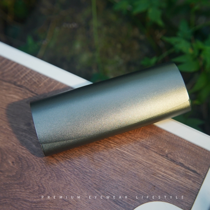 High-Grade Ultra-Light Aluminum Anti-Pressure Myopia Glasses Case for Men, Metal Aluminum Alloy Portable Anti-Pressure Ultra-Thin Storage Glasses Case for Women