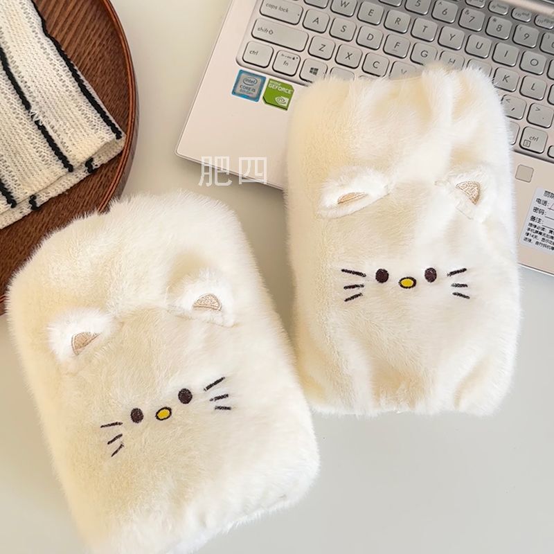 Autumn and Winter New Embroidered Cat Anti-Stain Sleeve Covers for Women, down Jacket Sleeve Protectors, Work and Study Student Warm Short Sleeve Covers Autumn and Winter New Embroidered Cat Anti-Stain Sleeve Covers for Women, down Jacket Sleeve Protectors, Work and Study Student Warm Short Sleeve Covers