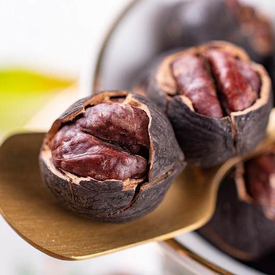 Newly fried large seeds 500g Lin'an pecans boiled black seeds cream pepper salt nuts roasted seeds New Year snacks