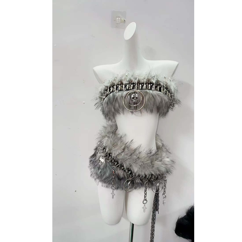 Original Punk Vest, Rock Vest, Choker Vest, Bullet-Decorated Vest, Tassel Vest, Large Pin Vest Original Punk Vest, Rock Vest, Choker Vest, Bullet-Decorated Vest, Tassel Vest, Large Pin Vest