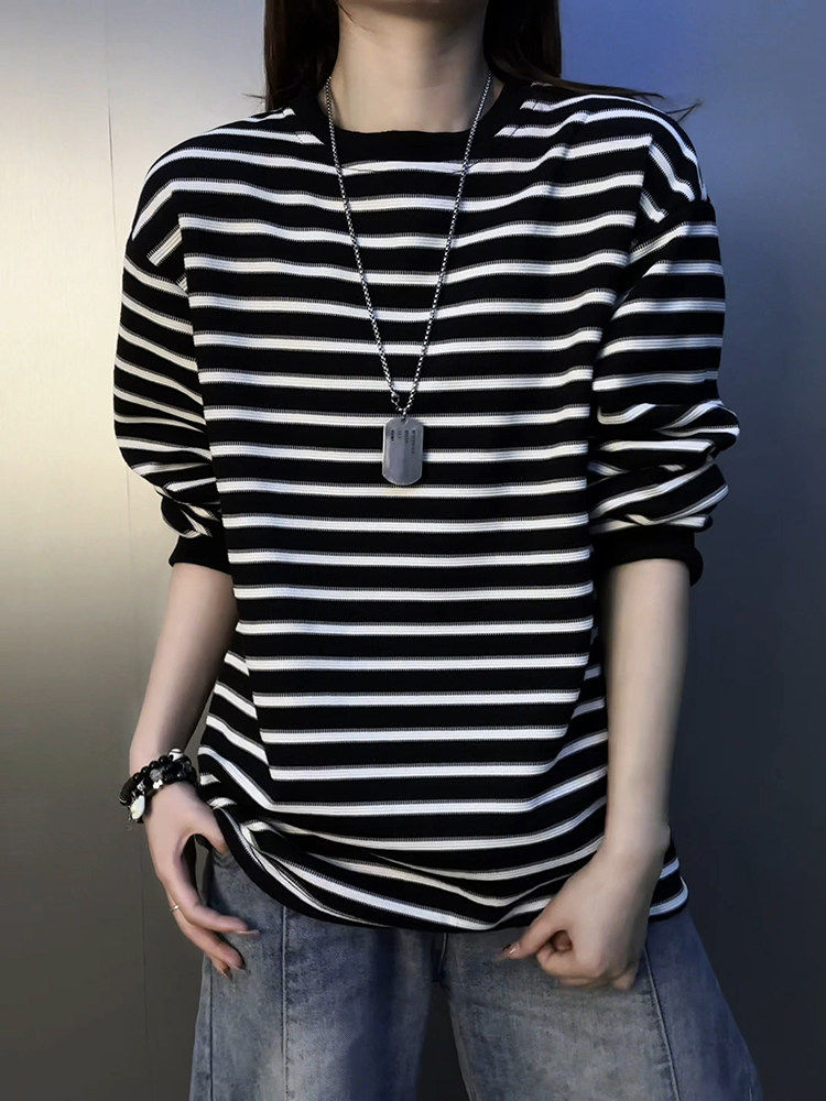 Black and White Striped Long-Sleeve T-Shirt for Men and Women, Autumn and Winter American Style Heavyweight Fleece Sweatshirt, Regular Shoulder, Casual Inner Layering Shirt